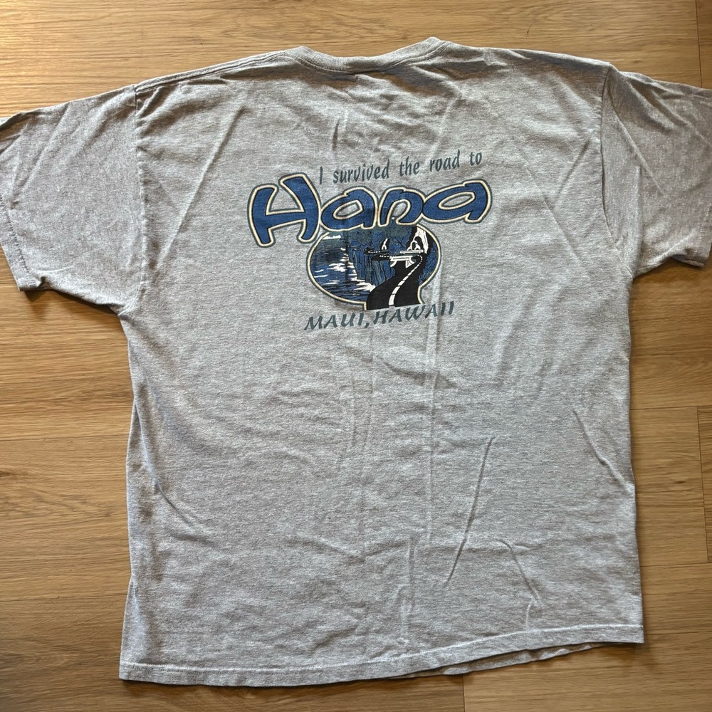 Vintage “I Survived the Road to Hana” men’s Hawaiian shirt